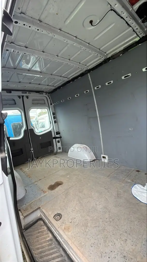 Mercedes-Benz Sprinter 2014 White
