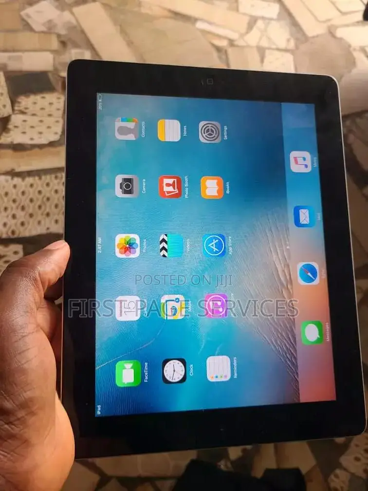 Apple iPad Wi-Fi 32 GB Silver