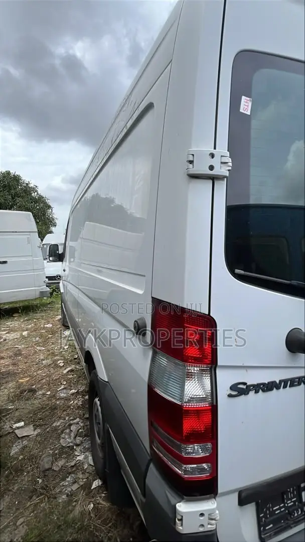 Mercedes-Benz Sprinter 2014 White