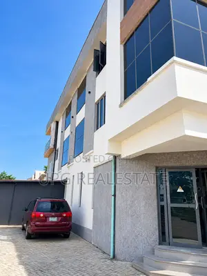300 SQM Office Complex