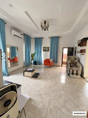 3bdrm Duplex in Ikota for sale