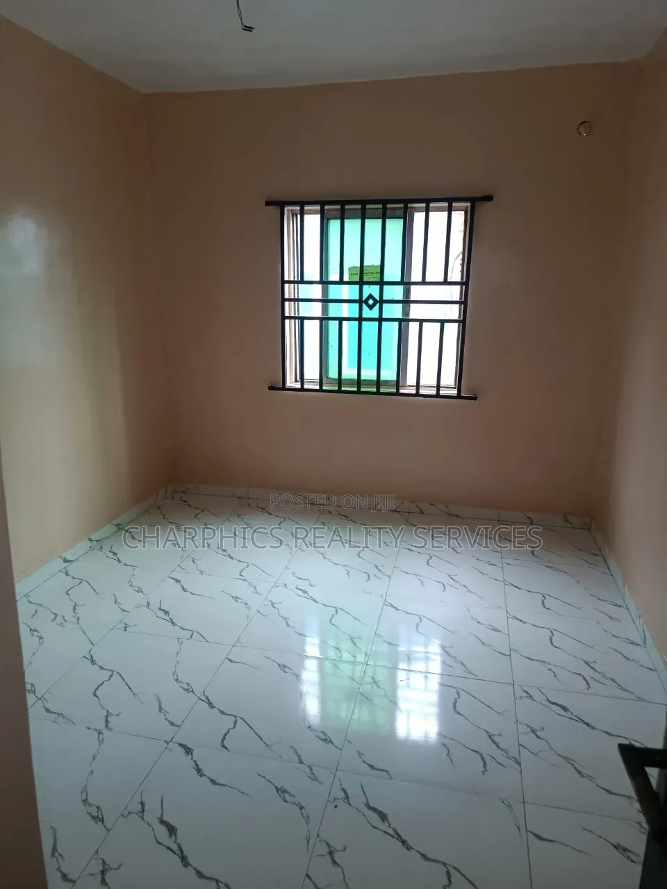 2bdrm Apartment in Bode Thomas for rent