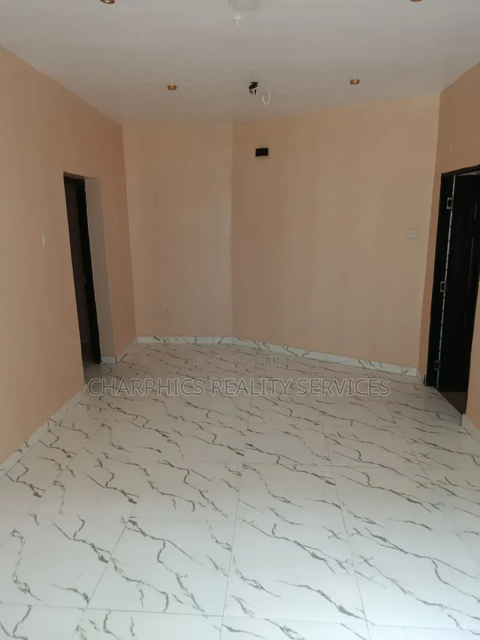 2bdrm Apartment in Bode Thomas for rent