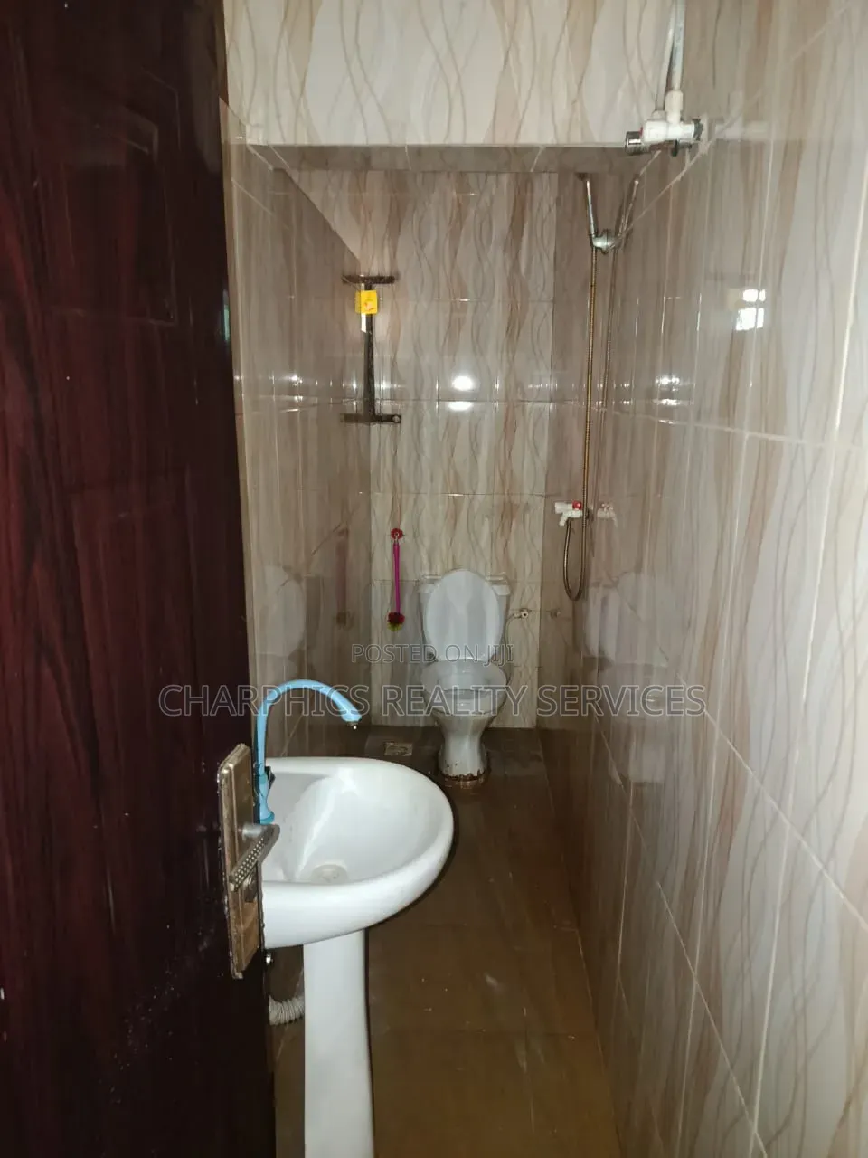 2bdrm Apartment in Bode Thomas for rent
