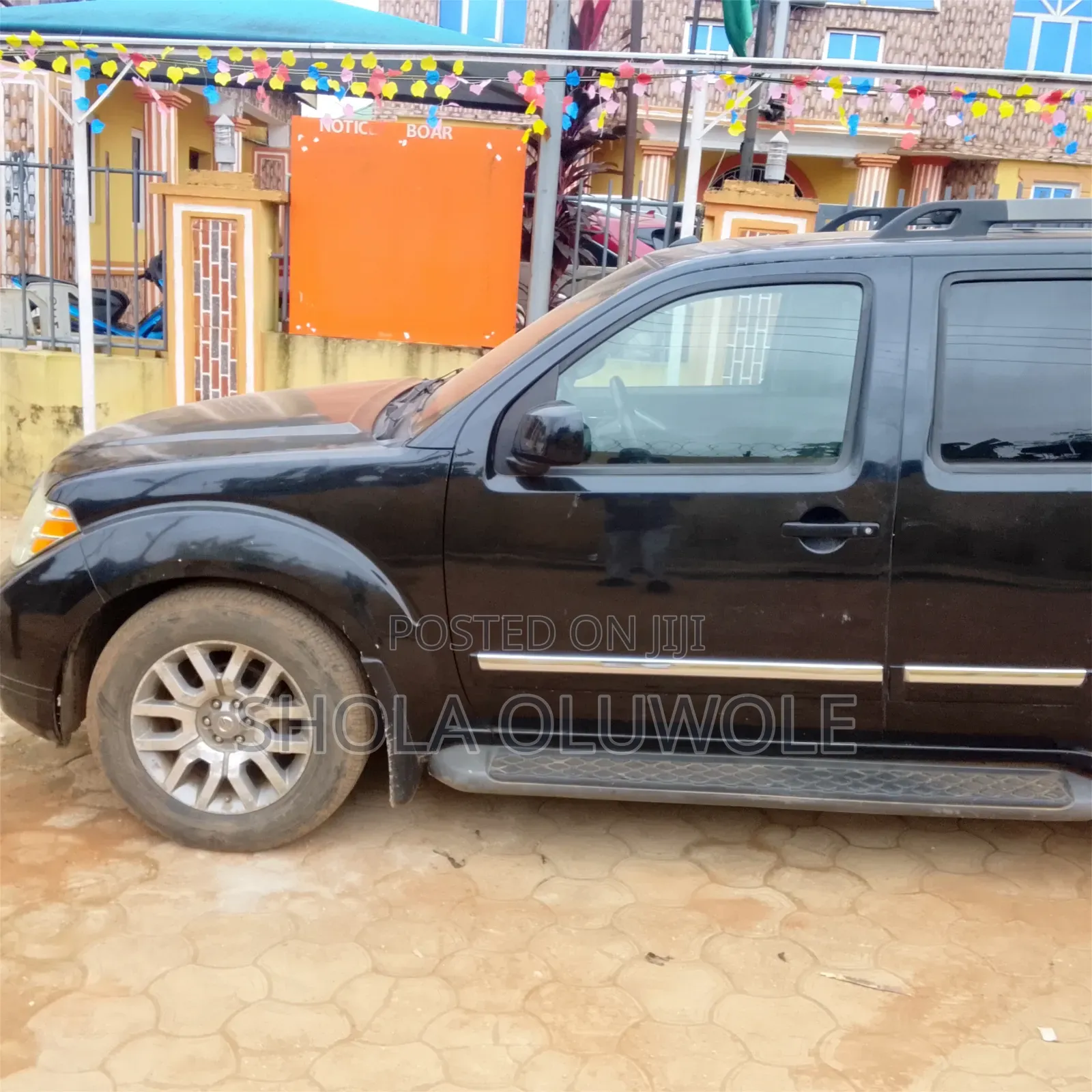 Nissan Pathfinder 2009 Black