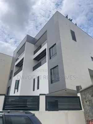 4bdrm House in Banana Island for sale
