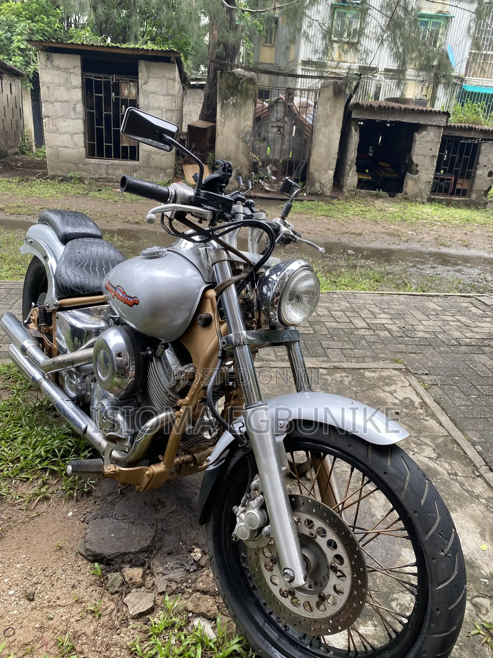 Yamaha 1998 Gray
