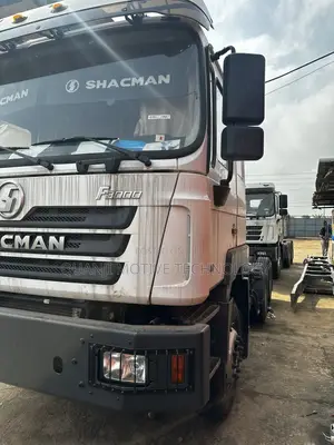 Brand New Shacman Tractor Head