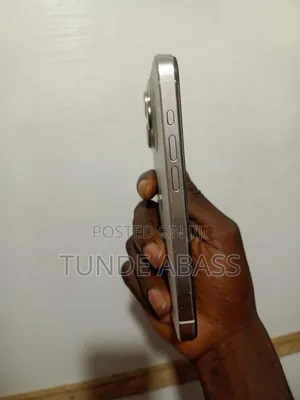 Apple iPhone 15 Pro 128 GB Silver