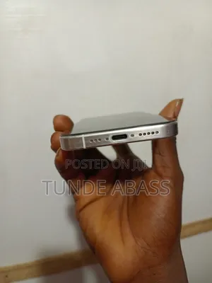 Apple iPhone 15 Pro 128 GB Silver