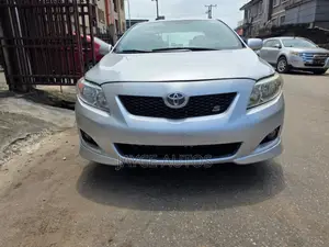 Toyota Corolla 2009 Silver