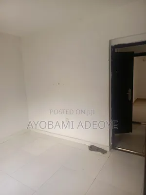 Mini Flat in Lekki Phase 1 for rent