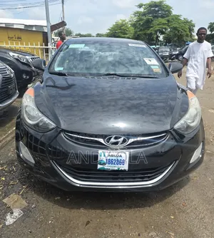 Hyundai Elantra GLS Sedan FWD (1.8L 4cyl 6A) 2013 Black
