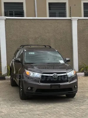 Toyota Highlander 2016 Brown