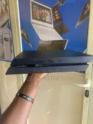 Direct Uk PS4 Game Console