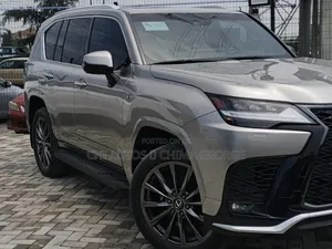 Lexus LX 600 2023 Gray