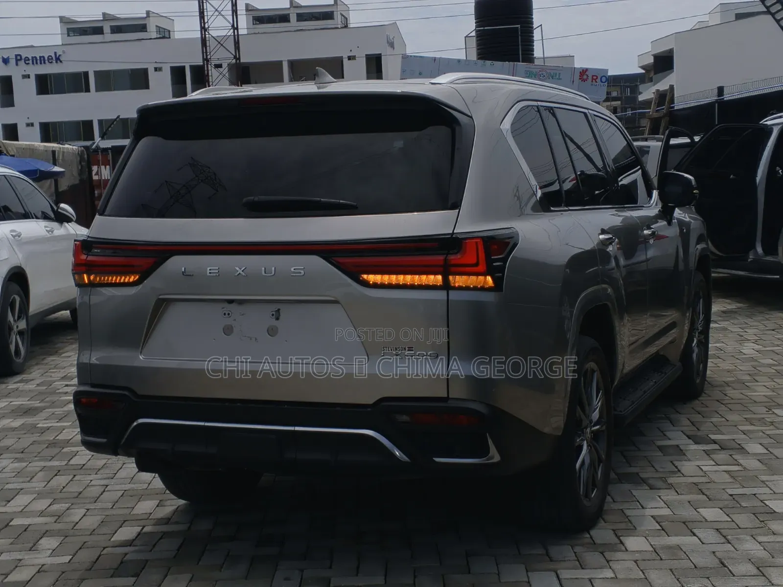 Lexus LX 600 2023 Gray
