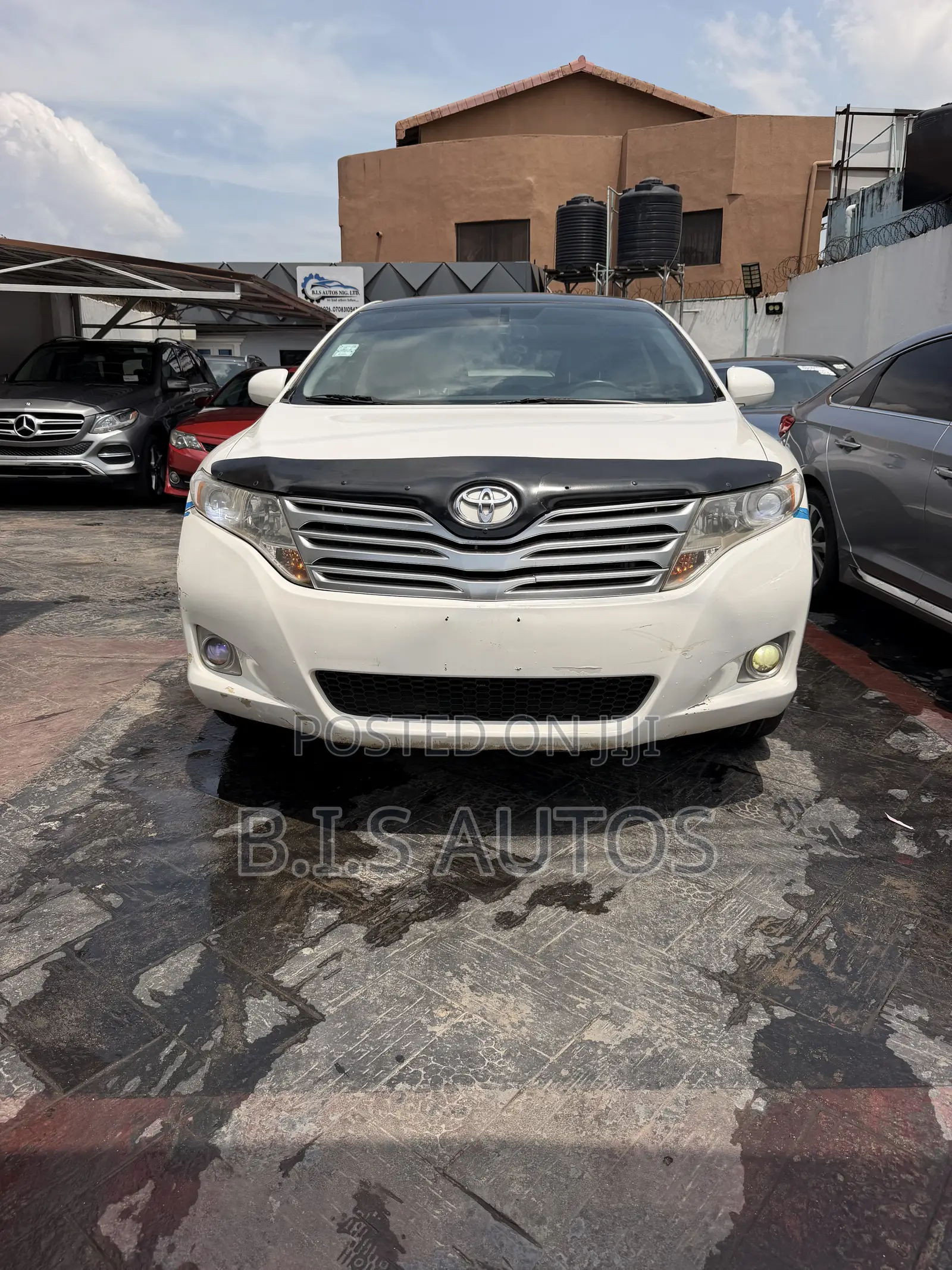 Toyota Venza XLE 2011 White