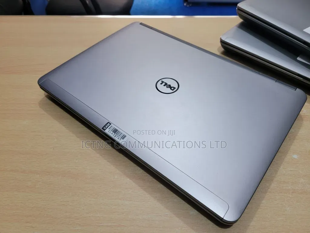 Laptop Dell 8GB Intel Core i7 SSD 128GB