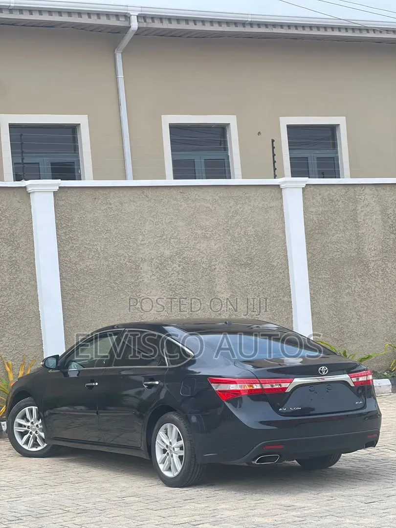 Toyota Avalon 2015 Black