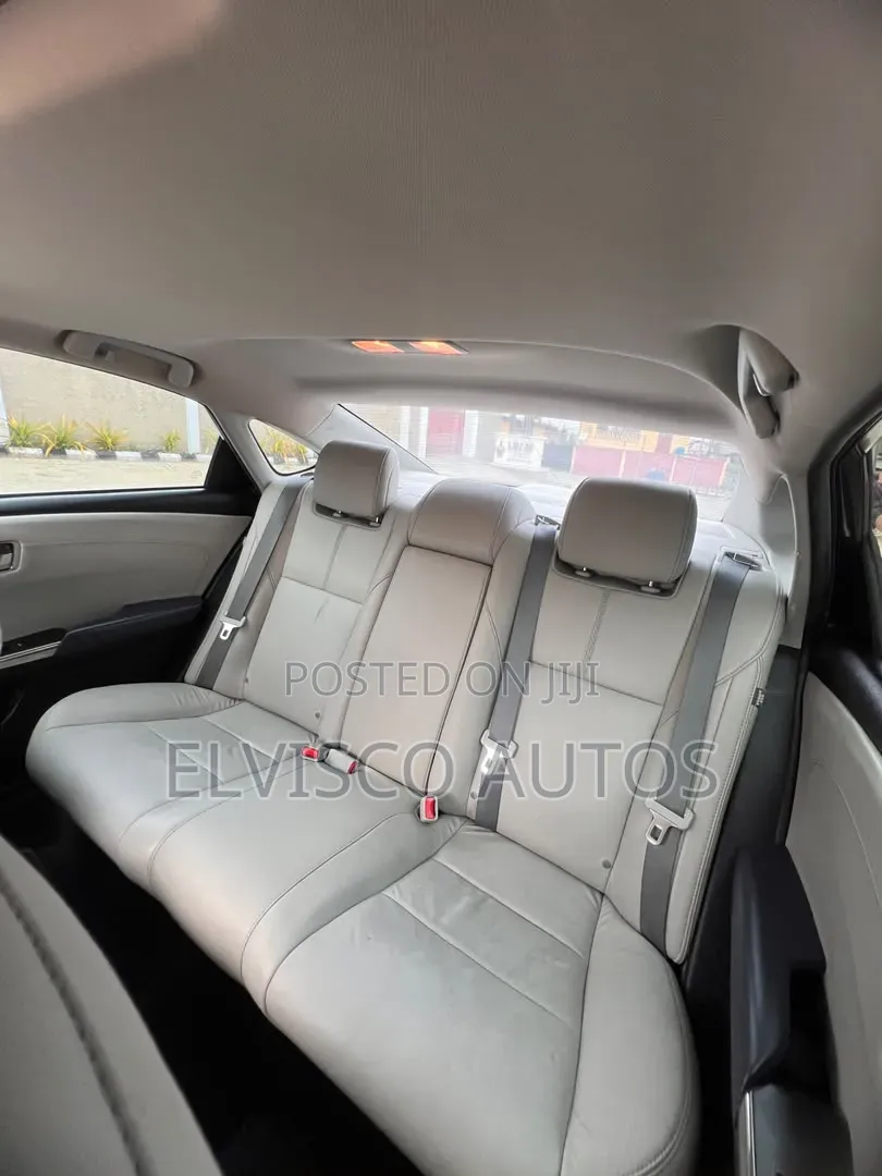 Toyota Avalon 2015 Black