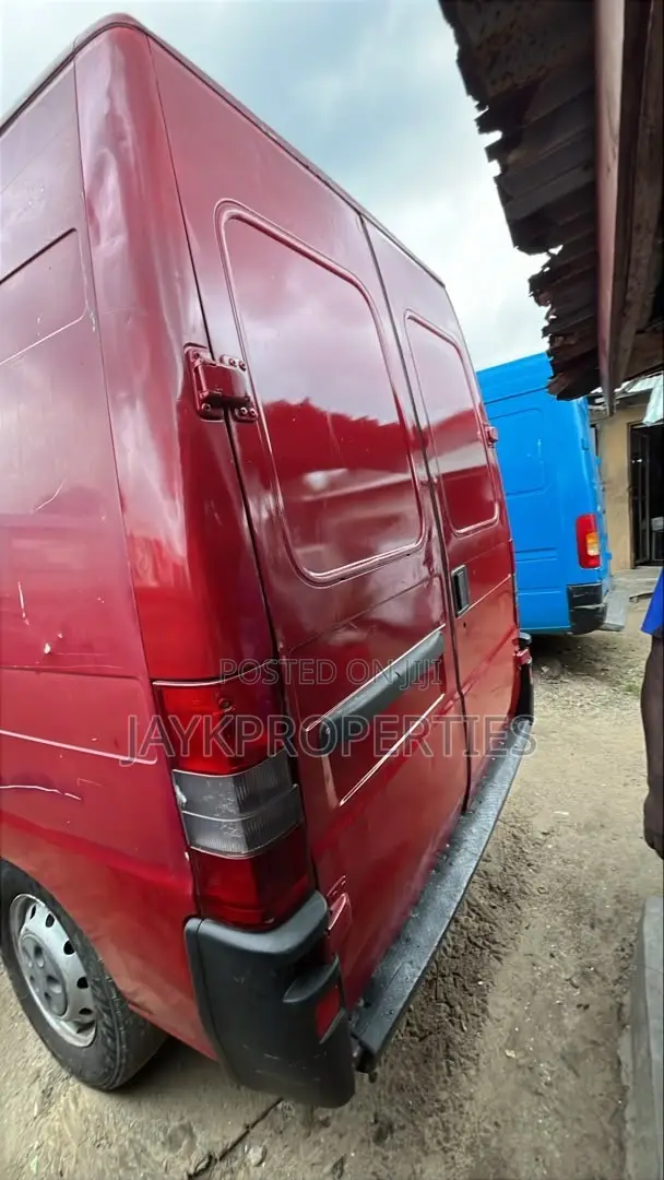 Fiat Ducato 1996 Red