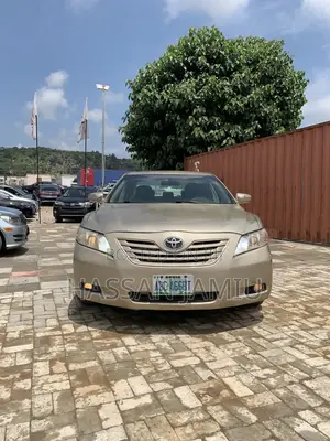 Toyota Camry LE 4dr Sedan (2.4L 4cyl 5A) 2008 Gold