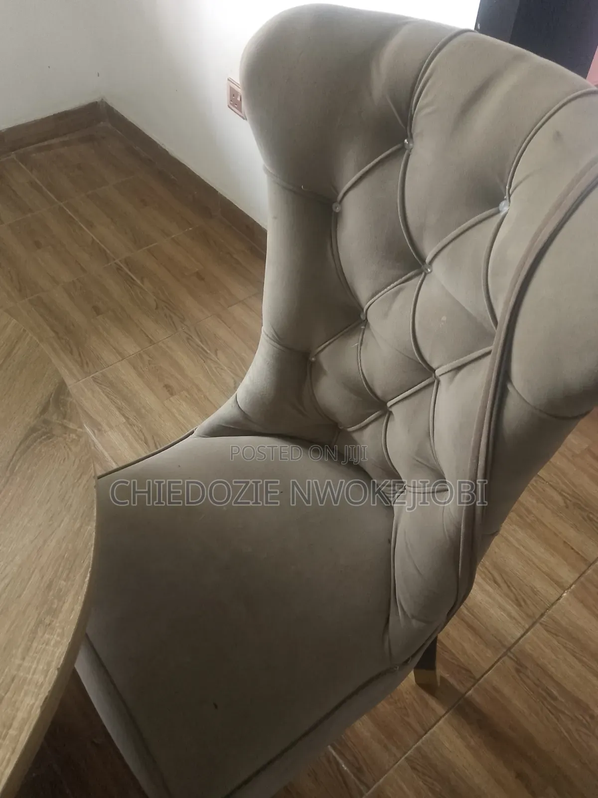 Dinning Table and Chairs