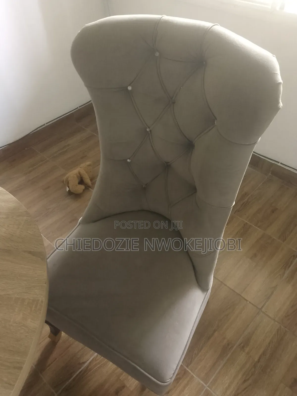 Dinning Table and Chairs