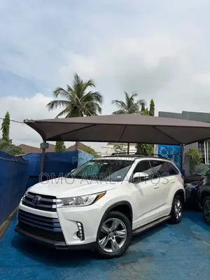 Toyota Highlander Limited Platinum 4dr SUV AWD (3.5L 6cyl 6A) 2015