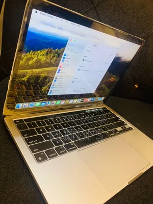 Laptop Apple MacBook Pro 2020 8GB Intel Core i5 SSD 256GB