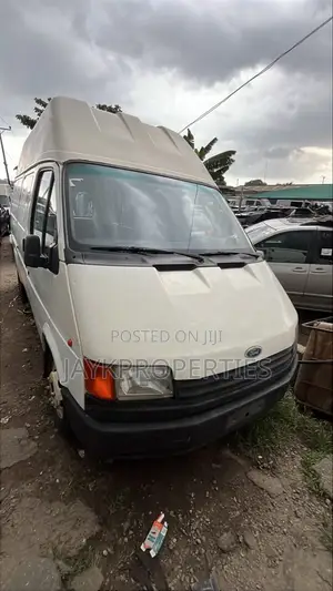 Ford Transit 2002 White