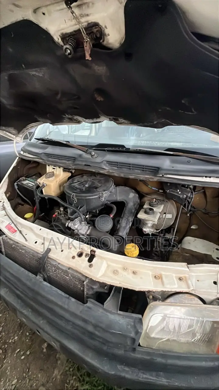 Ford Transit 2002 White