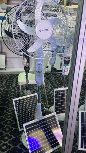 16 Inch Solar Reachable Fan