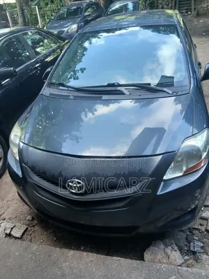 Toyota Yaris 2008 Gray