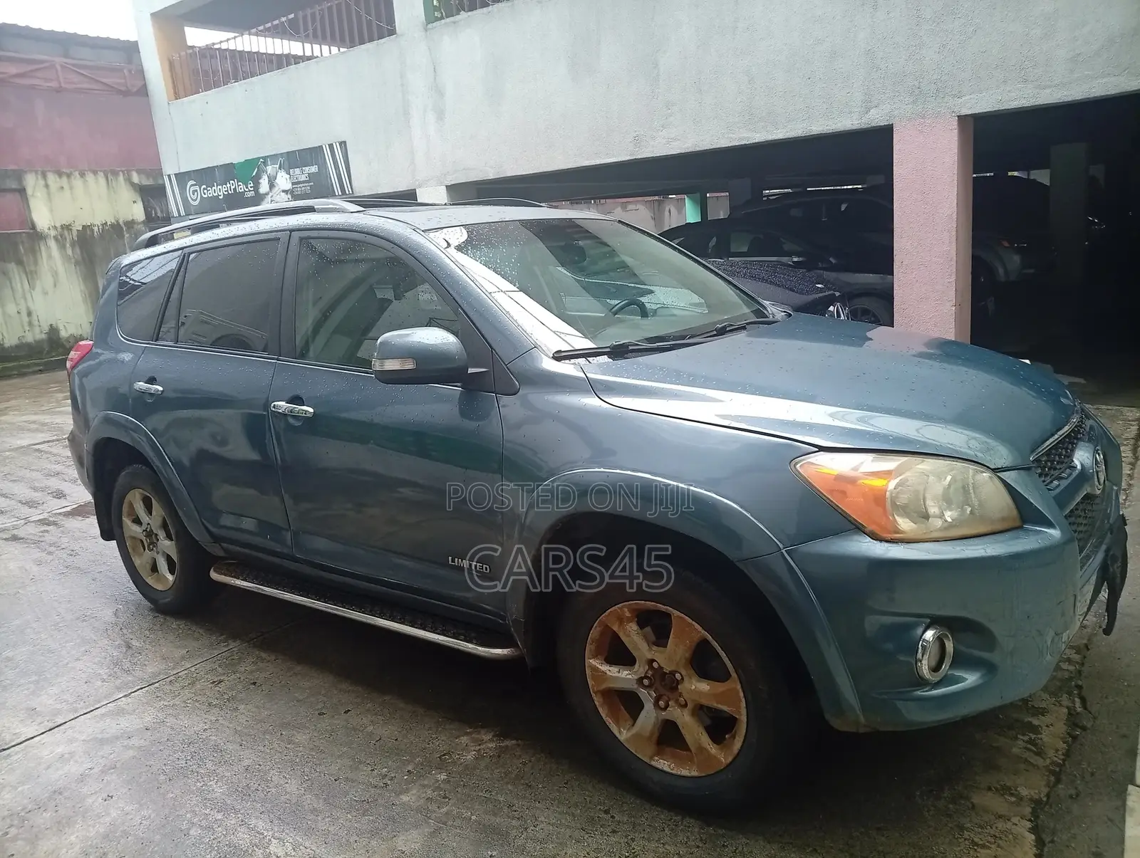 Toyota RAV4 2010 Blue