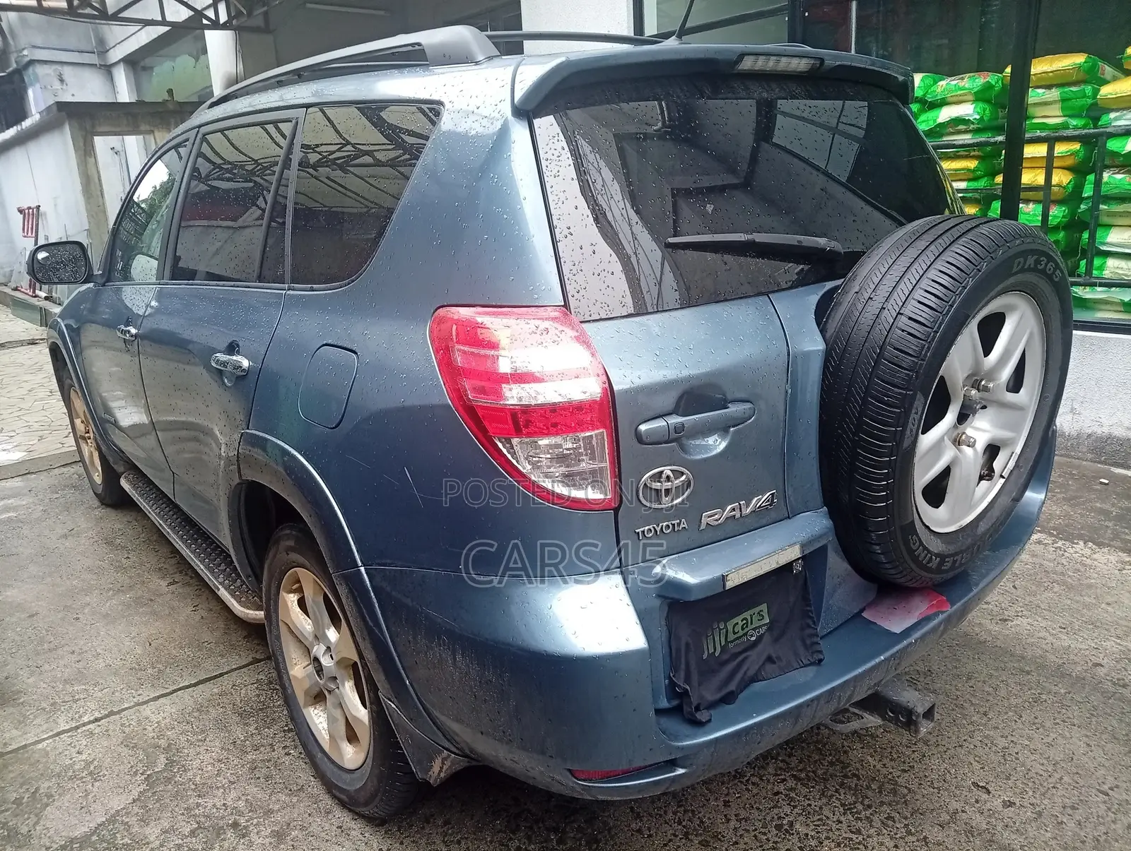 Toyota RAV4 2010 Blue