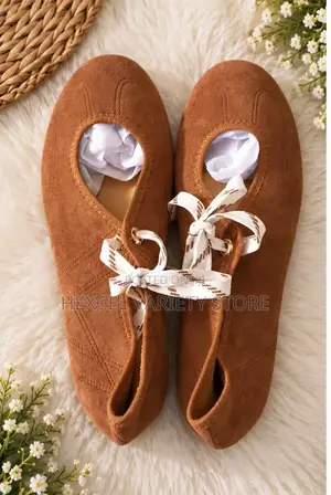 Luxury Brown Lace-Up Flat Shoes for Ladies