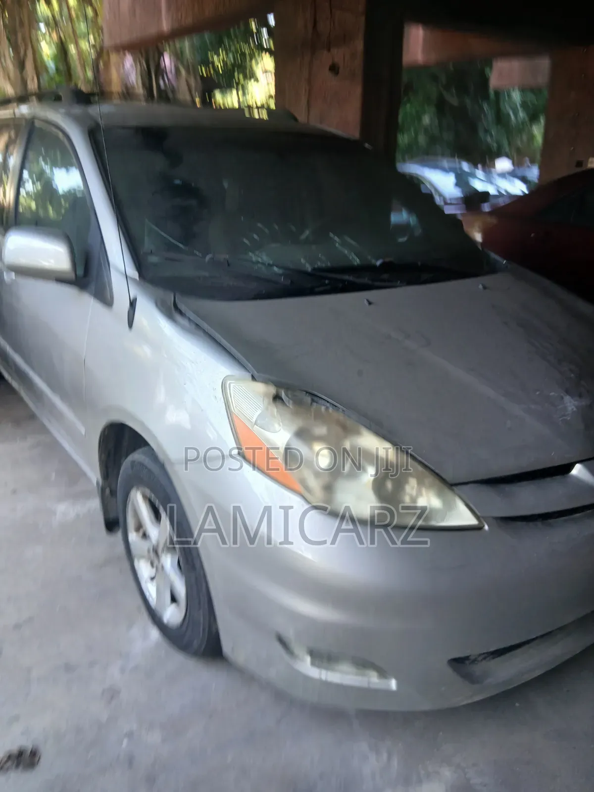 Toyota Sienna 2009 Silver