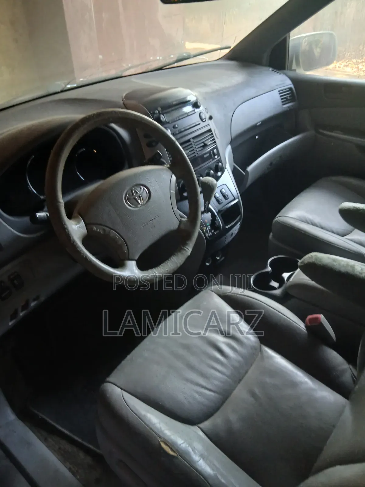 Toyota Sienna 2009 Silver