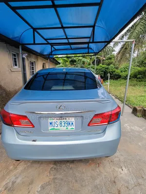 Lexus ES 350 2011 Blue