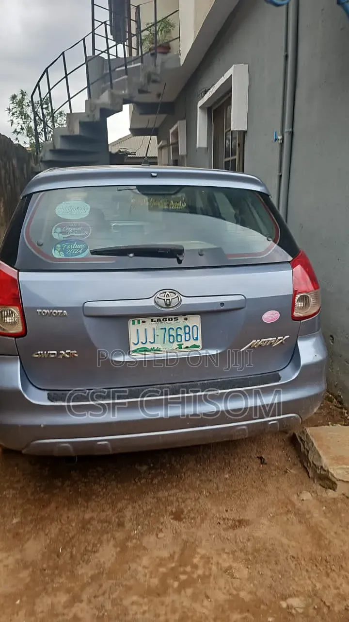 Toyota Matrix 2004 Blue