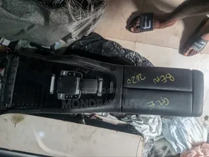 Mercedes Benz Console Gle 167
