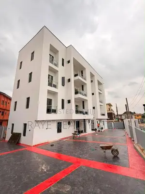 3bdrm Apartment in Gbagada for sale