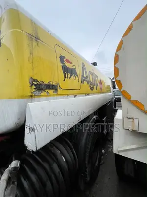 Mercedes Benz Tanker
