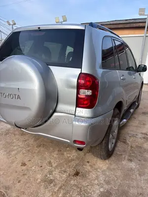 Toyota RAV4 2005 Silver