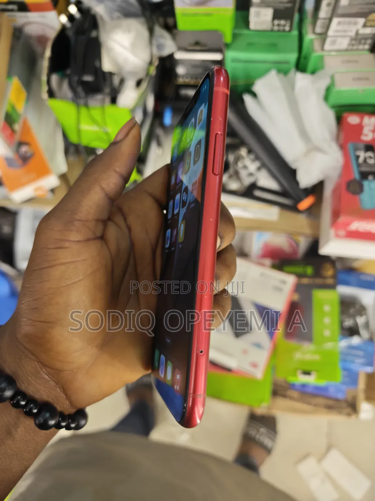 Apple iPhone XR 64 GB Red