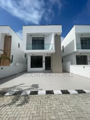 4bdrm Duplex in Ikota for sale