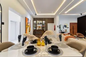 3-Bedroom Shortlet With Pool/Gym/Playground/Snooker/Breakfast in Lekki
