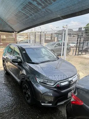 Honda CR-V Touring AWD 2018 Gray